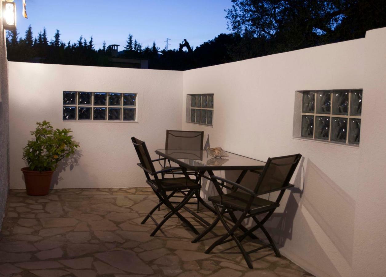 Gasthaus Ca L'Eli Different Experience Hutt 12157 Mont-roig del Camp Exterior foto